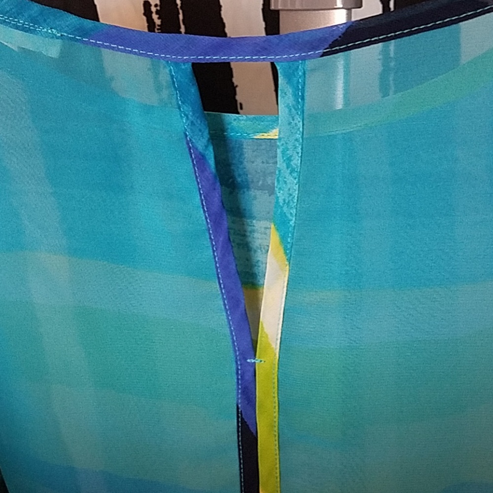 Striped Top - Picture 4 of 5